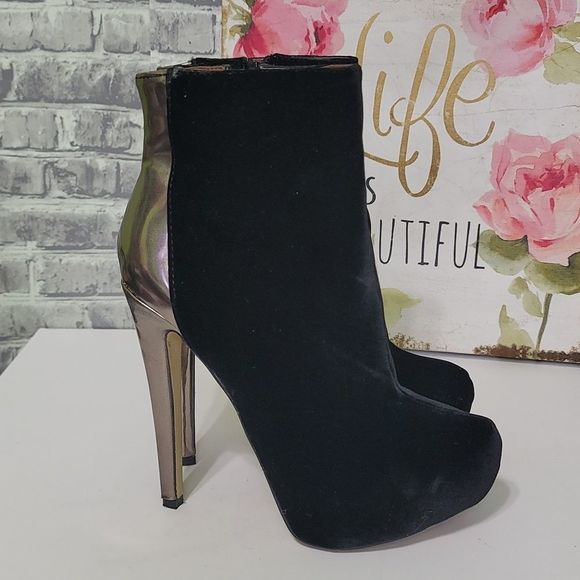 Bucco Platform Black & Gold Velvet Heeled Booties - Picture 6 of 16